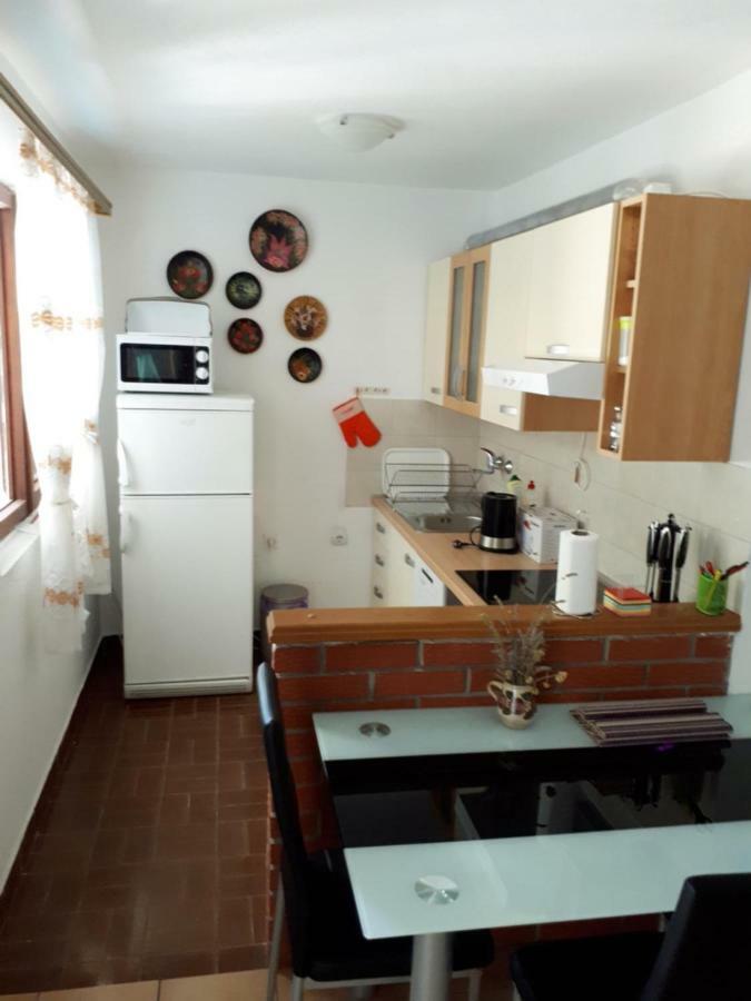 Apartman Fox Apartamento Pirovac Exterior foto
